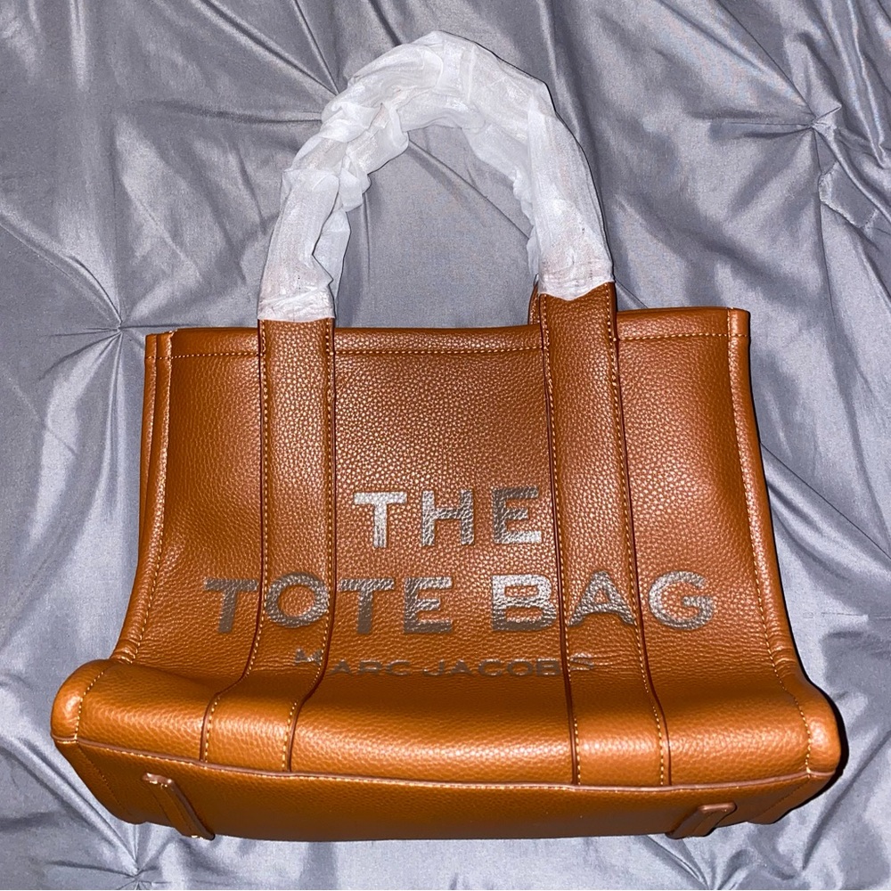 Marc Jacobs medium leather tote bag in brown